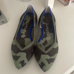 Rothy’s pointed toe flats
